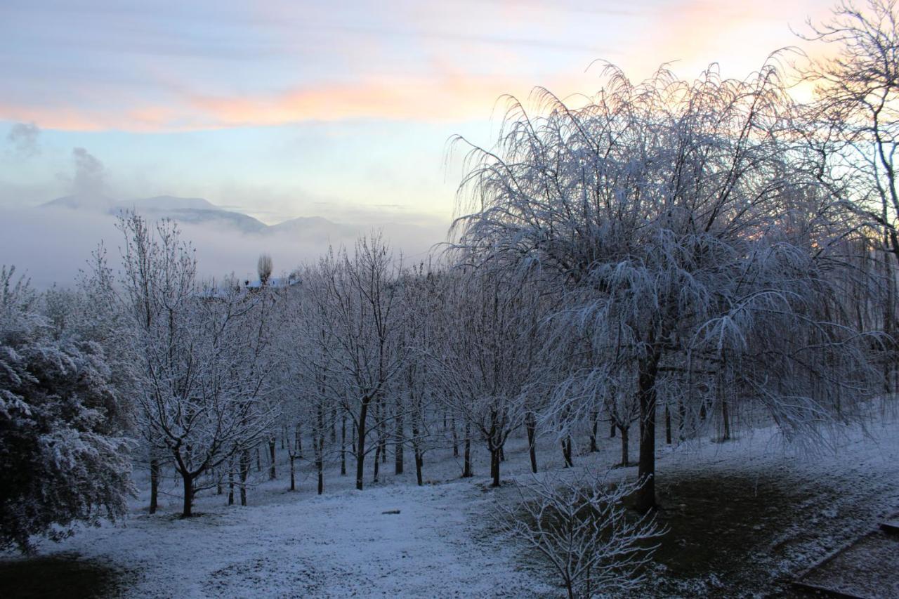 Altra Meta B&B Gubbio Esterno foto