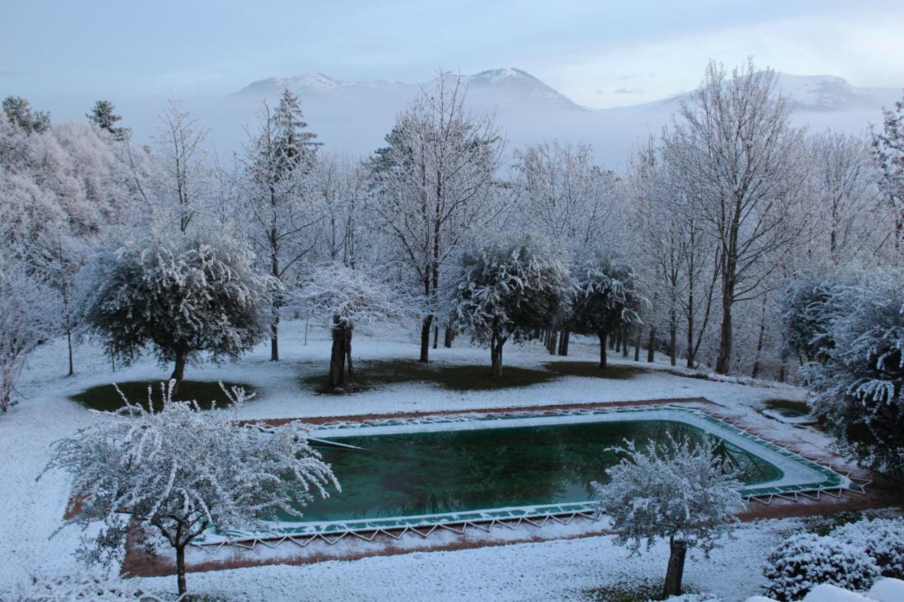 Altra Meta B&B Gubbio Esterno foto